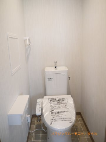 【浴室】 | サニーコート滝野川 | 浴室暖房換気乾燥機付きのシステムバス採用（ふろ自動・追い焚き機能付き）