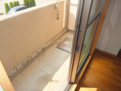 【バルコニー】 | エスペランサ・ヤマダ