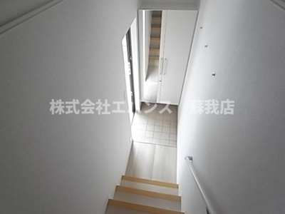 【エントランス】 | ヴァンヴェール・ヒルG | ゆとりのあるエントランスです