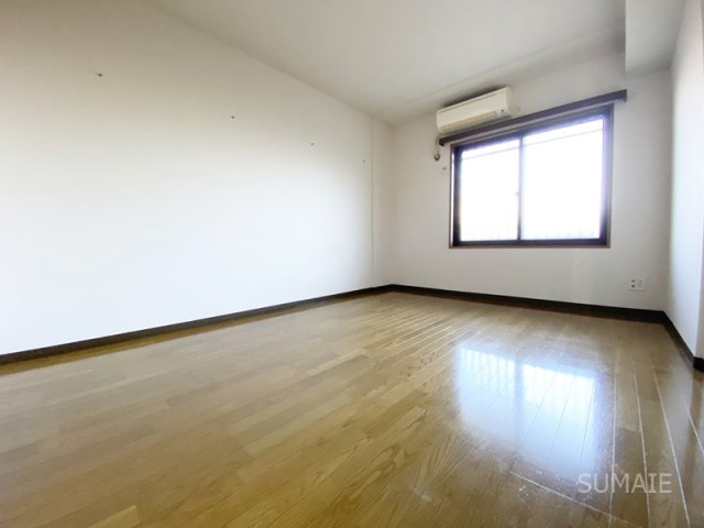 アステリ与野本町弐番館の寝室|オールフローリング！