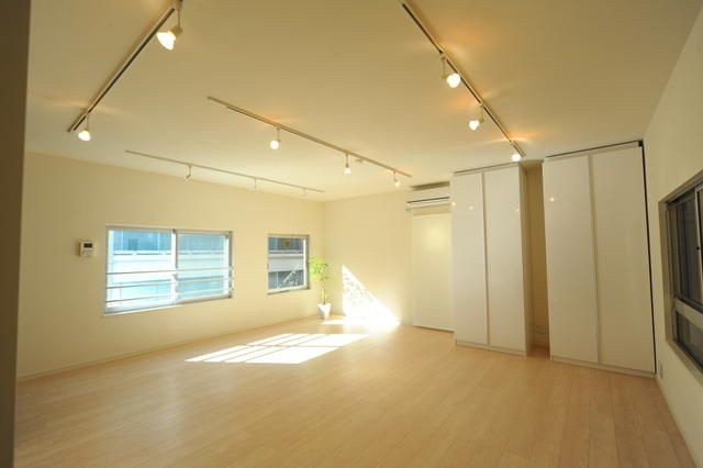 【居間・リビング】 | ＭＯＧＡＲＯ　ＧＩＮＺＡ