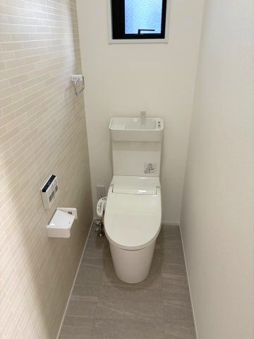 岡谷市郷田一丁目　中古住宅のトイレ