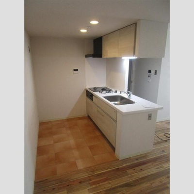 【キッチン】 | ラヴェーラ裏参道