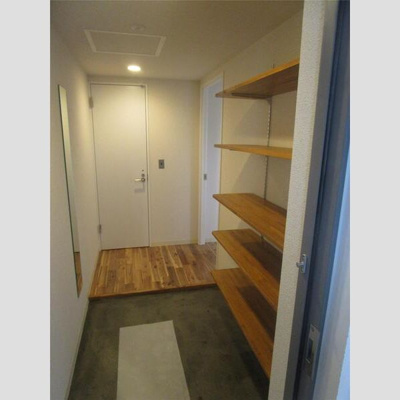 【玄関】 | ラヴェーラ裏参道