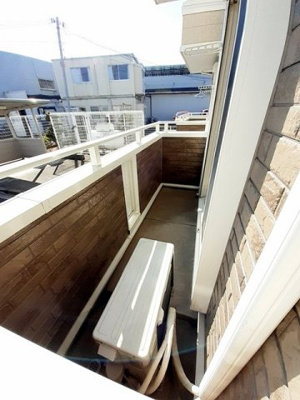 【バルコニー】 | レーヴフロンスＡ | バルコニーがあります
