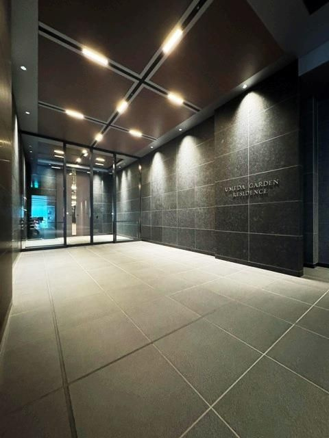 梅田ガーデンレジデンスのエントランス