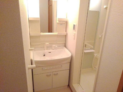 【洗面所】 | シーホーク | ゆったりとスペースのある洗面所