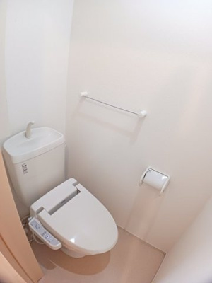 【トイレ】 | マーベラス・アンジュⅡ | ゆったりとした空間のトイレです