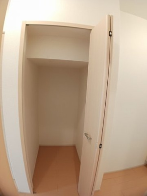 【収納】 | マーベラス・アンジュⅡ | たっぷりとした収納スペースです