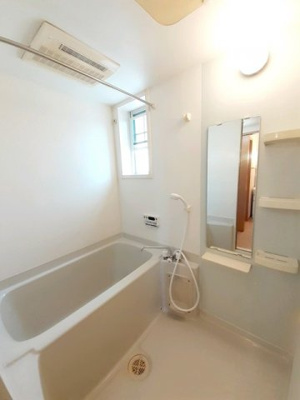 【浴室】 | ドゥー・ビエント弐番館 | 日々の暮らしに欠かせないお風呂です