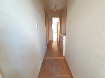 【玄関】 | ドゥー・ファミーユⅡ | シンプルで使いやすい玄関です