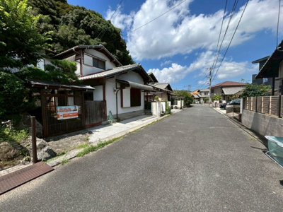 【前面道路含む現地写真】 | 小倉南区志井4丁目　中古戸建 | 前面道路含む現地写真です