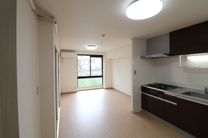 ピュアコート参番館の居間・リビング