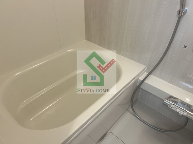 ナナラ緑町の浴室