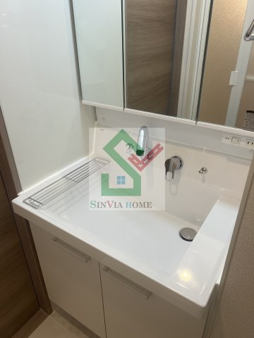 ナナラ緑町の独立洗面台