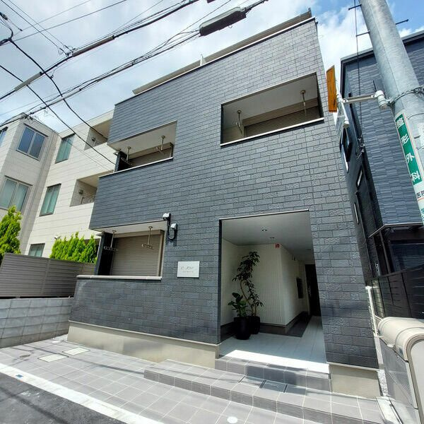 Ｃ－Ｆｌａｔｓのエントランス