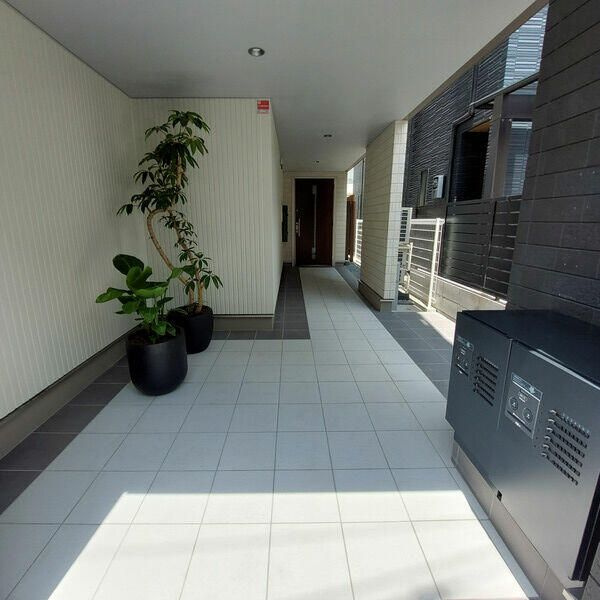 Ｃ－Ｆｌａｔｓのロビー