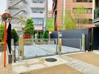 クレヴィア池袋Ｗｅｓｔの駐車場