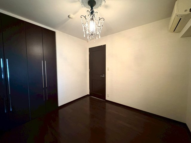 ◆琵琶湖眺望可能◆リビング広々２３帖以上の１ＬＤＫ◆ペット飼育可能◆ネバーランド大津ＧＲＡＮＢＡＹの洋室|洋室