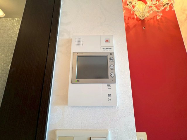 ◆琵琶湖眺望可能◆リビング広々２３帖以上の１ＬＤＫ◆ペット飼育可能◆ネバーランド大津ＧＲＡＮＢＡＹのセキュリティ|TVモニター付きインターフォン