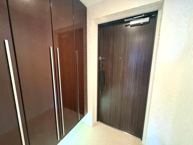 ◆琵琶湖眺望可能◆リビング広々２３帖以上の１ＬＤＫ◆ペット飼育可能◆ネバーランド大津ＧＲＡＮＢＡＹの玄関|玄関