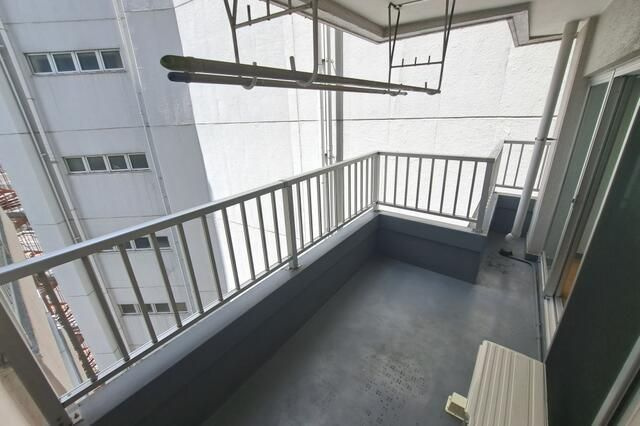 ライオンズマンション南平台のバルコニー|■バルコニー■洗濯機置き場