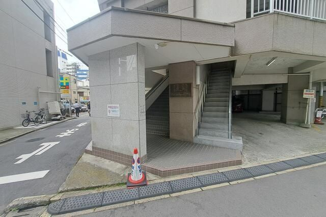 ライオンズマンション南平台の外観