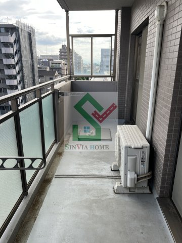 ワイズエメリールUのバルコニー