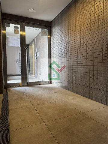 ワイズエメリールUのロビー