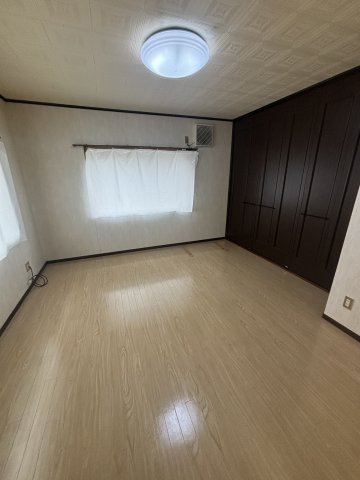 ハイツ木曽路　A