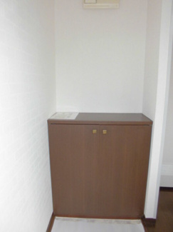 【玄関】 | エステート根岸台 | 別のお部屋の写真です