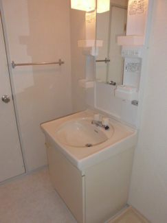 【洗面所】 | エステート根岸台 | 別のお部屋の写真です