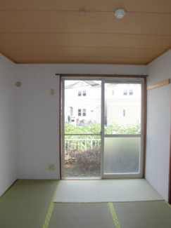 【内装】 | エステート根岸台 | 別のお部屋の写真です