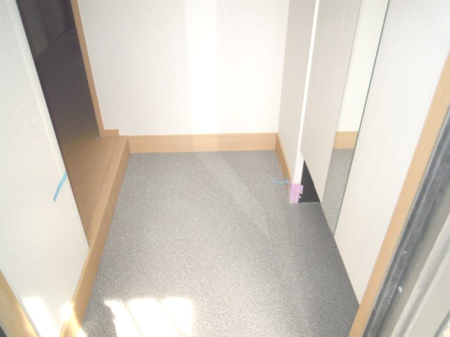【玄関】 | グランシャリオ