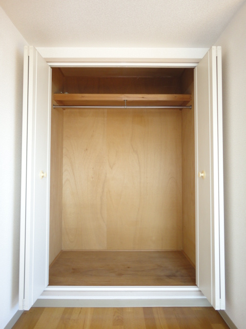 メゾン・アン・シャンテの収納|便利な収納スペースです