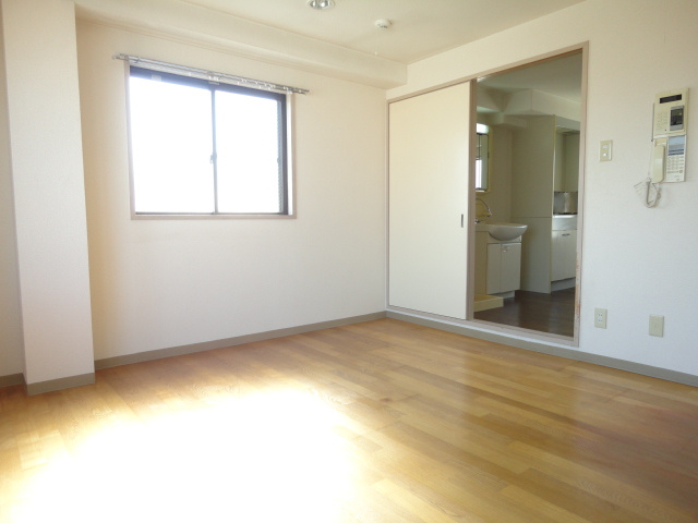 メゾン・アン・シャンテのその他