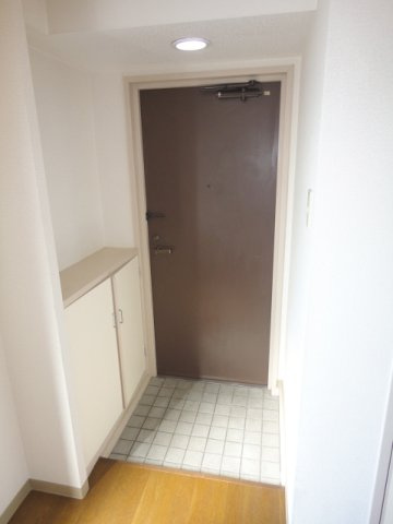 メゾン・アン・シャンテの玄関|シンプルで使いやすい玄関です