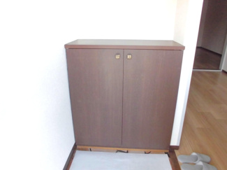 【玄関】 | エステート根岸台 | 別のお部屋の写真です