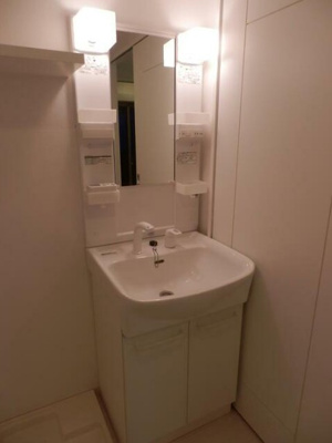 【独立洗面台】 | フュージョナル西荻窪 | 嬉しい独立洗面台付き。