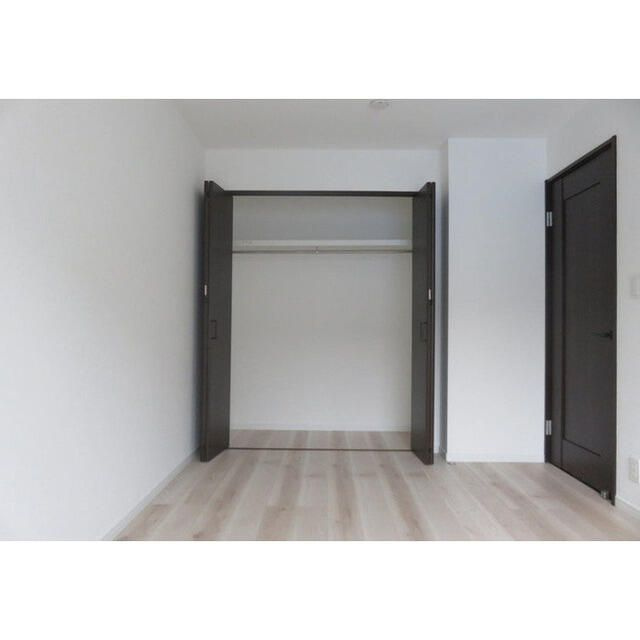 ブライトテラス大島の居間・リビング