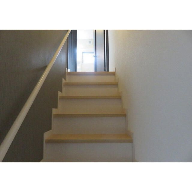 ブライトテラス大島の玄関