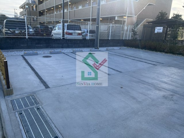 芝久保翠亭の駐車場