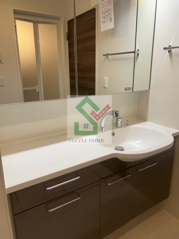 芝久保翠亭の独立洗面台