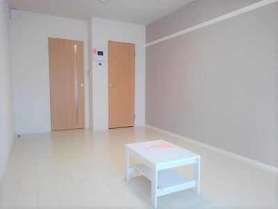 【居間・リビング】 | クレイノシャトーブランカⅡ | 1階タイプのお部屋です。