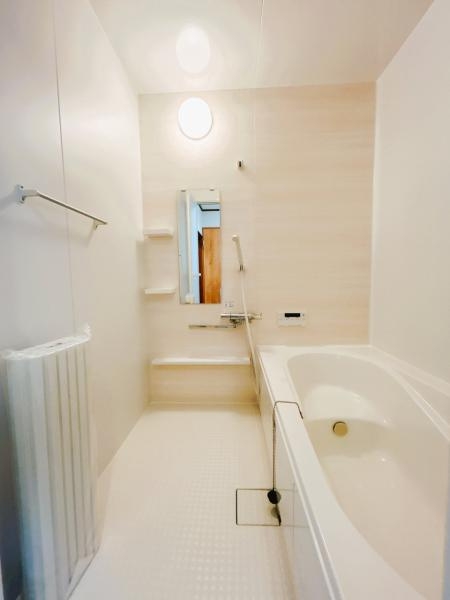 網走市駒場南１丁目4－28戸建の浴室