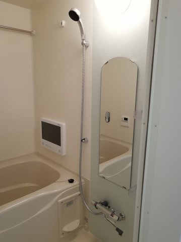 ブライトテラスオオジマの浴室