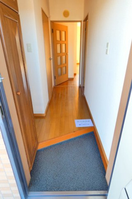 【玄関】 | メゾン・レ・コレット | 写真は他のお部屋です。