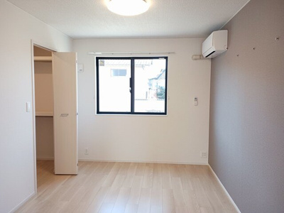 【洋室】 | ソレイユ・トナミⅠ