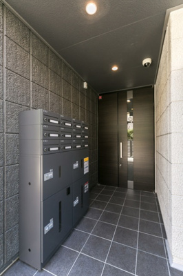 【エントランス】 | パラッツォ ビアンコネロ