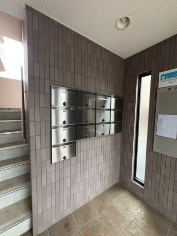 プラムワンのエントランス